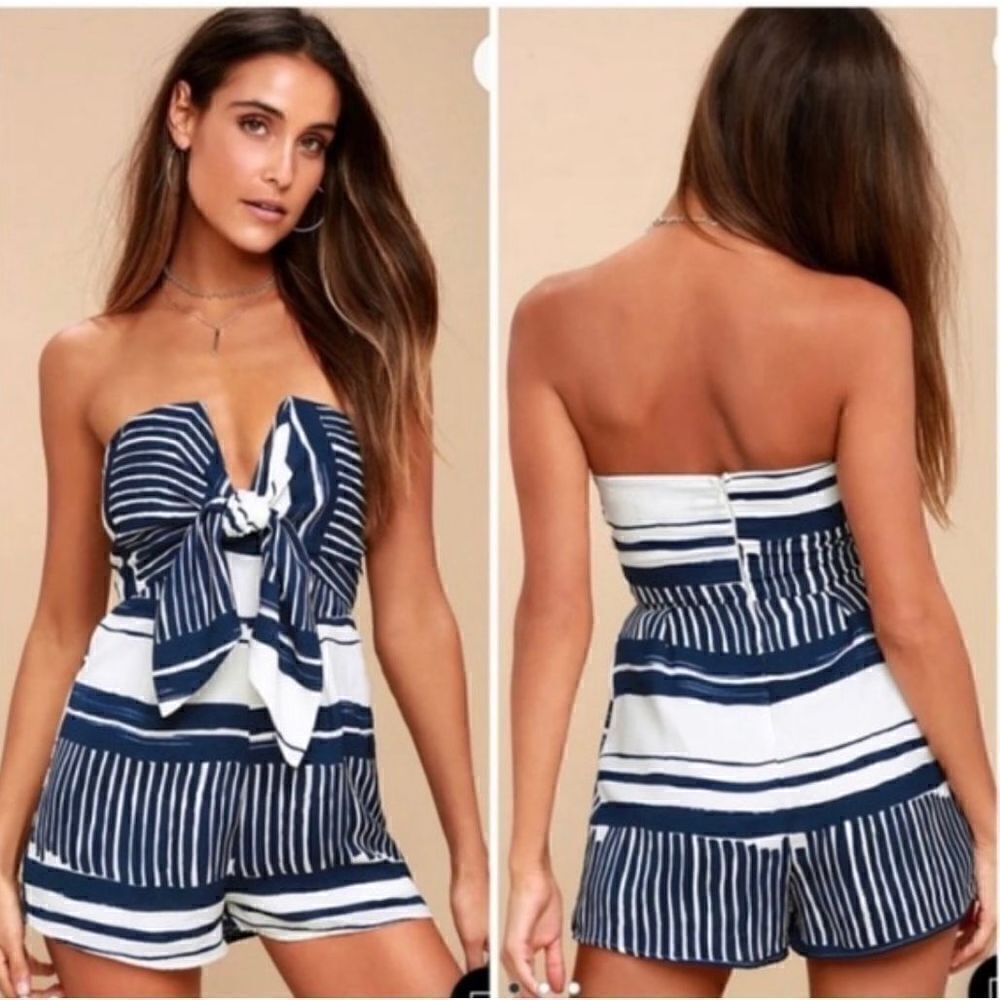 Lulus Delphi Blue and White Striped Tie-Front Strapless romper size small